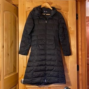 Patagonia Down With it Parka size XS Black